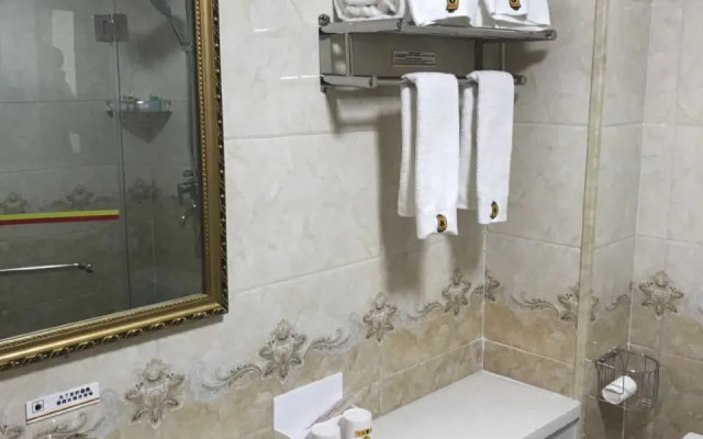 Super 8 Hotel (Tongliao Affiliated Hospital)