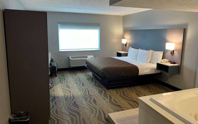 AmericInn by Wyndham Republic