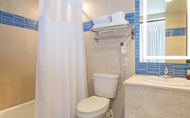 Windward Passage Hotel