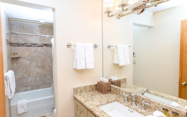 Mountain View Alpine Retreat by RedAwning