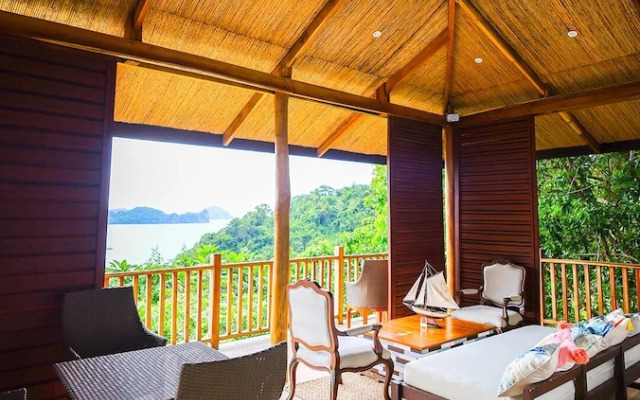 Lihim Resorts