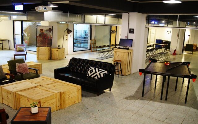 Meetingmates Hostel