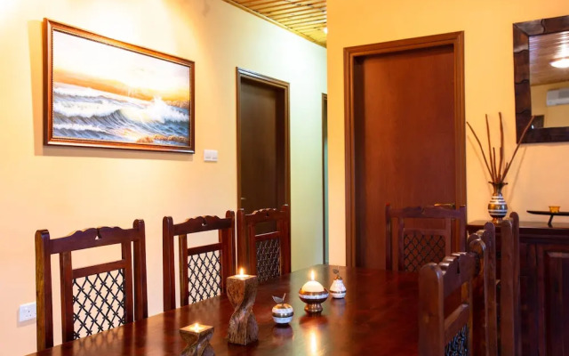 Satori Hut - Hostel