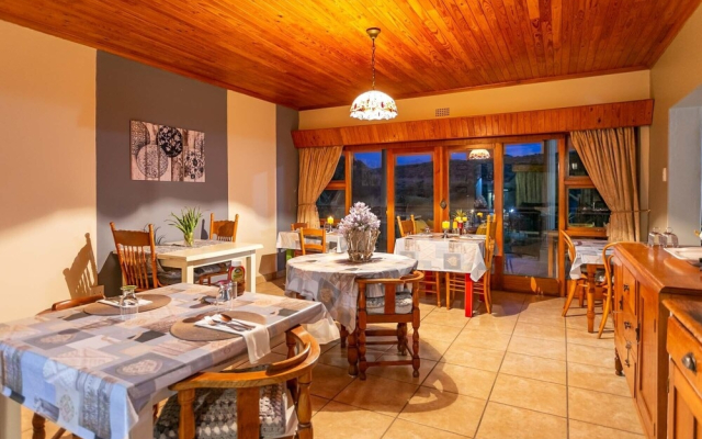 Schoemanshoek Glamping & Self Catering