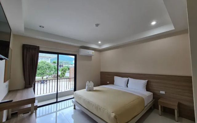 Grand Maihom Hotel