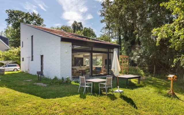 Sun-kissed Villa in Kobbegem With Private Garden