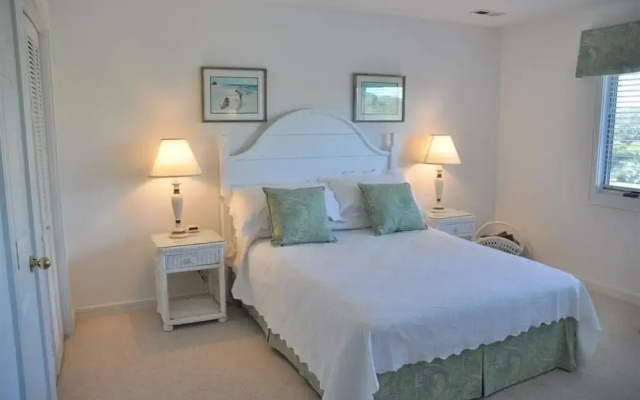 412 Doctor's Orders 4 Br villa by RedAwning