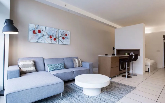 Bright Studio in Gastown by Sonder