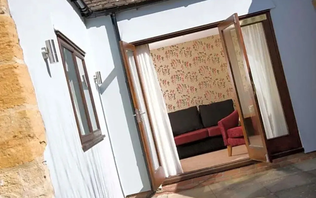 Redesdale Arms Hotel