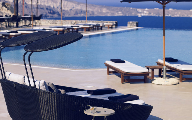 Santo Maris Oia Luxury Suites & Spa