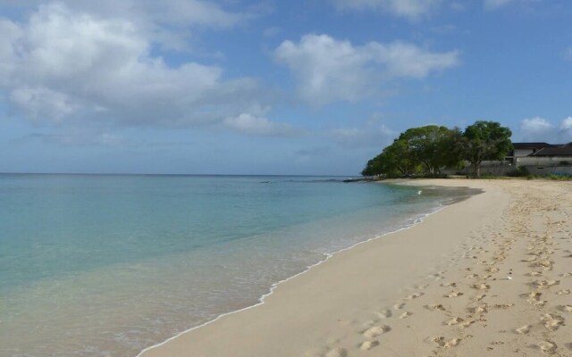 "zenbreak Freshwater Beachfront #5"