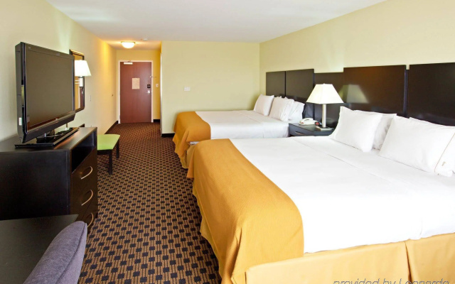 Holiday Inn Express Indianapolis - Southeast by IHG