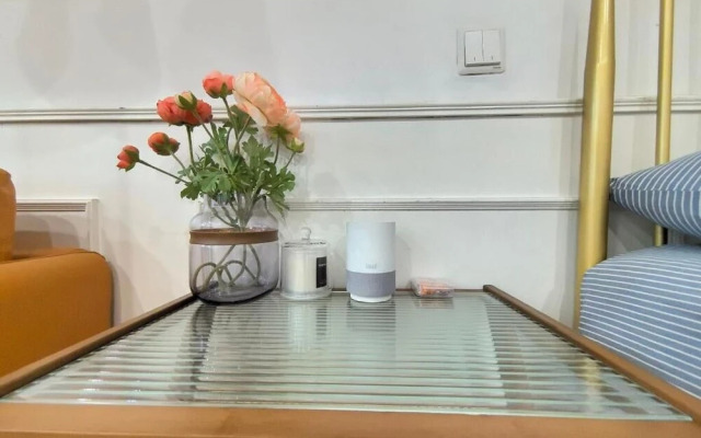 Shanghai Hills&Zinn Changle road Homestay