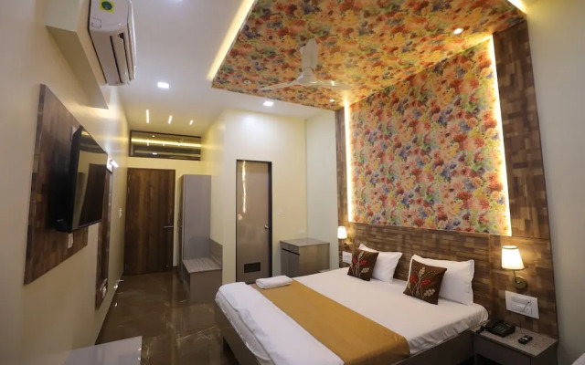 VL Patil Stays & Banquets