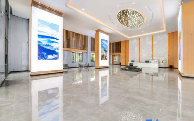 Holiday Inn Xulong Bieyuan (Chongqing Hei Valley Scenic Area)