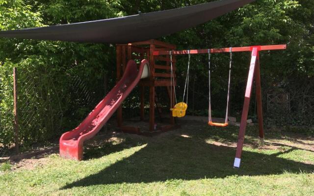 Balatonlelle Apartmanház