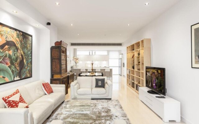 Boutique Stays- Richmond Story