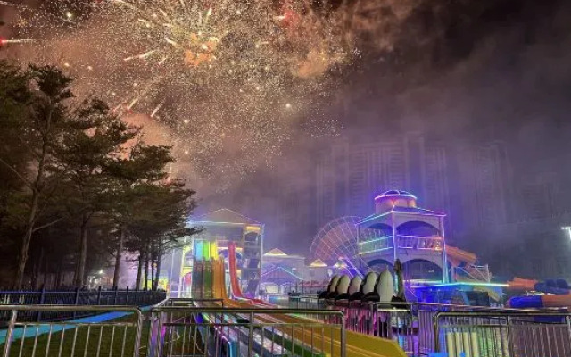 Sparkling Legend  Apartment