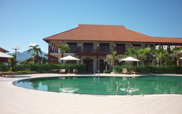 Làng Cò Resort