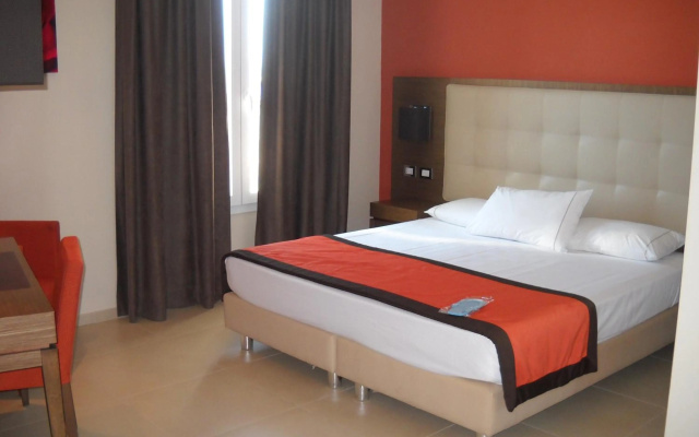 Hotel Tiber Rooftop & Wellness - Image 3
