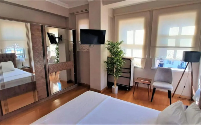 Valentine Suites Hotel