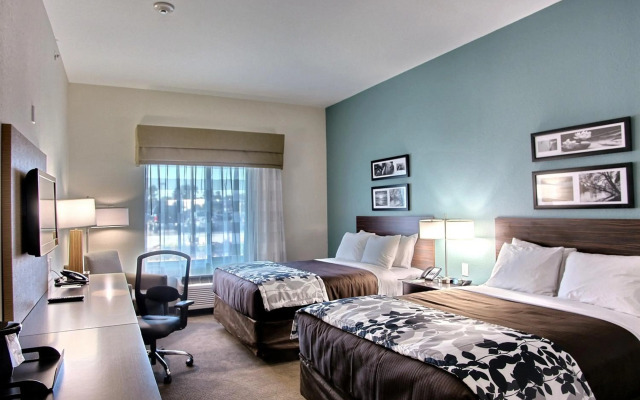 Sleep Inn & Suites Center