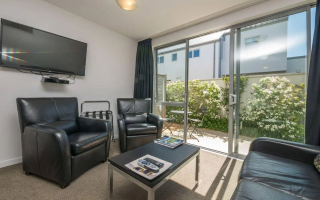 Bellano Motel Suites