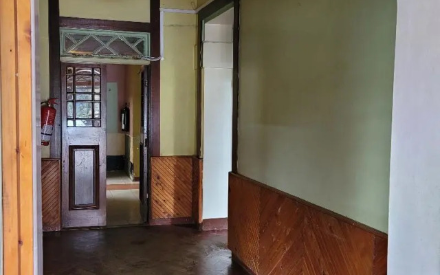 Impala Hotel