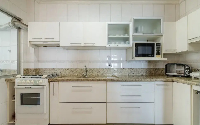 3BR Beachfront apt w/ sea View Cet802