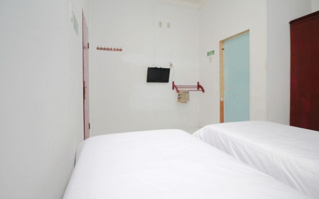 Serena Anggrek Hotel