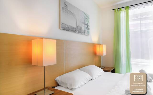 Treasure Home Apartment 1050