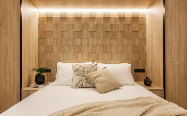5BD 2 Level Beachfront Luxury Apt by the Olon