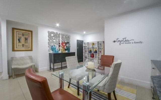 ANEW Hotel & Convention Centre OR Tambo