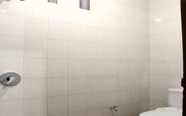 De Sun Pasteur Guest House by HouseinBandung
