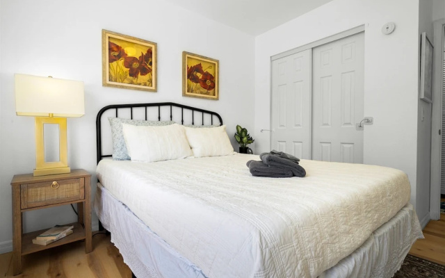 Manatee Cove Retreat | Pet-Friendly Coastal Home Sleeps 6