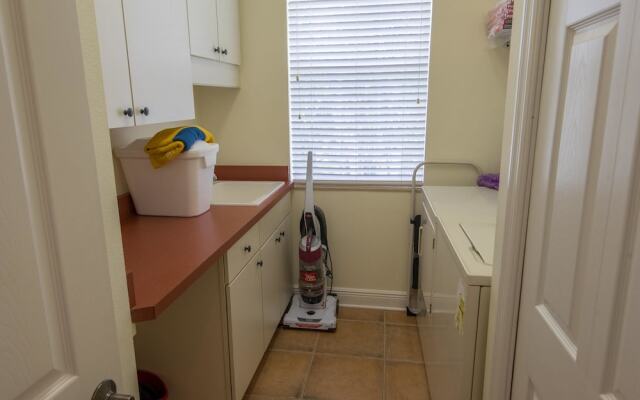 Island Walk Apartment 3