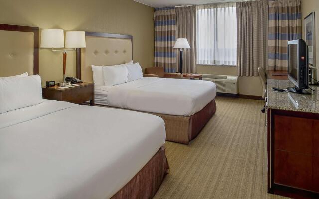 DoubleTree by Hilton St. Louis - Westport