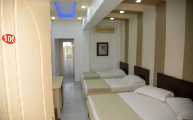 Elite Hotel