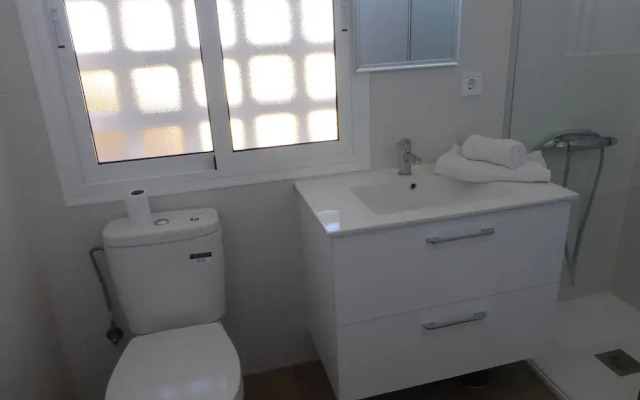Beautiful 2 Bedroom, 2 Bathroom Apartment