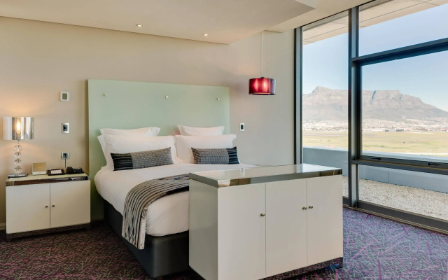 Cape Town Marriott  Crystal Towers