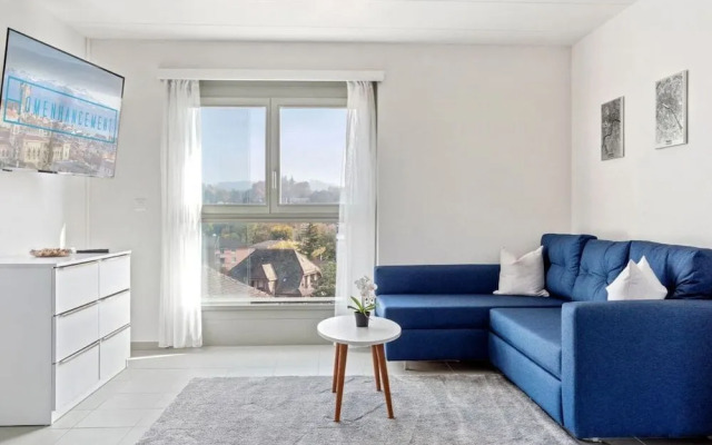 Sallaz by Homenhancement