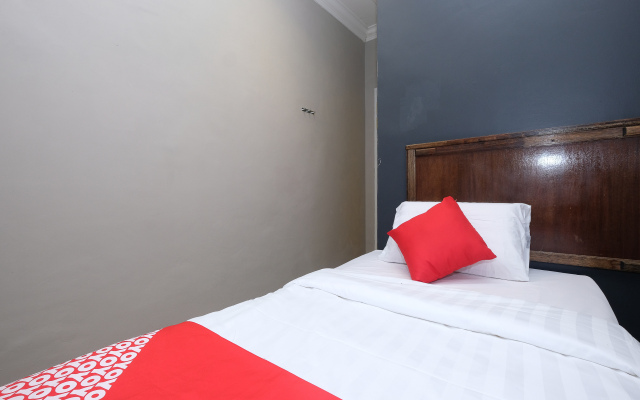 OYO 1190 Nice Stay Hotel