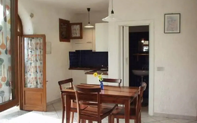Panoramic Rural House With Garden