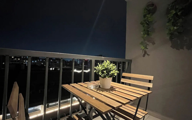 M&C Departamento República 815