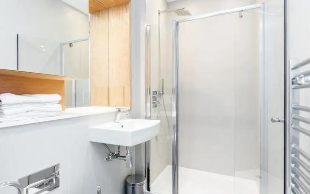 Attractive Atria Apartments