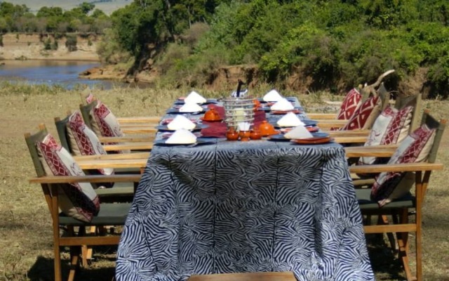 Mara Crossing Camp