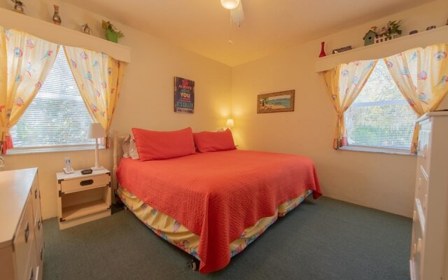 Whispering Waves West Apartment 1