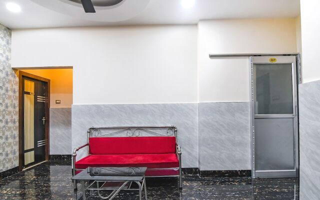 Fabhotel Sriya