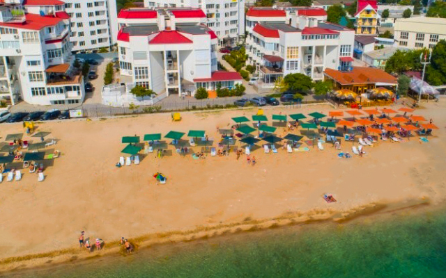 More-More (Feodosiya)