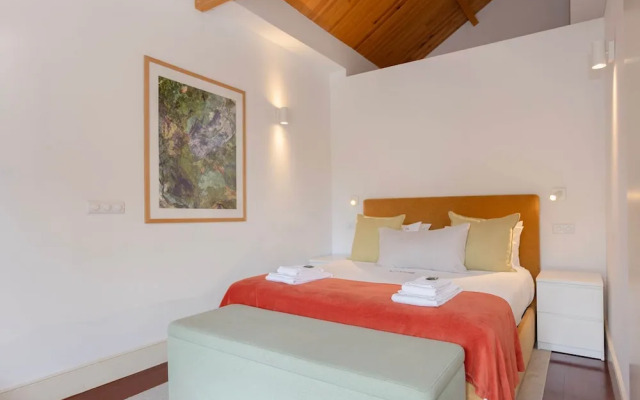 Liiiving in Porto - Trindade Deluxe Studio 3T